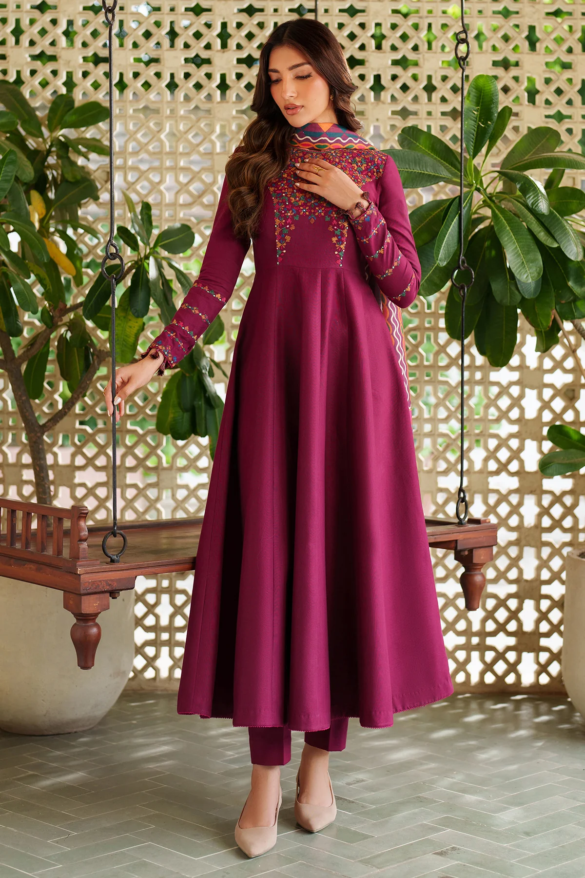 EMBROIDERED KHADDAR RTW-1233 - Image 4