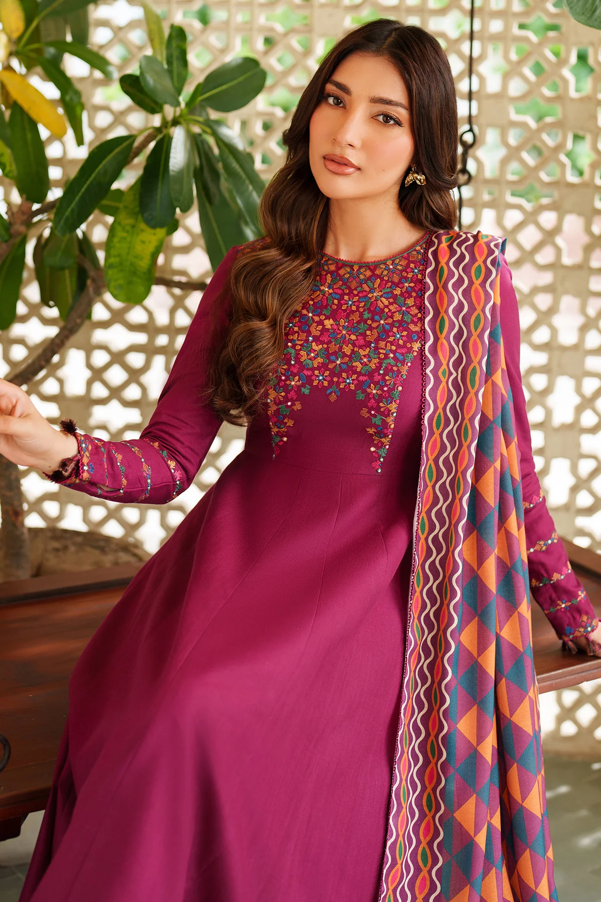 EMBROIDERED KHADDAR RTW-1233 - Image 5