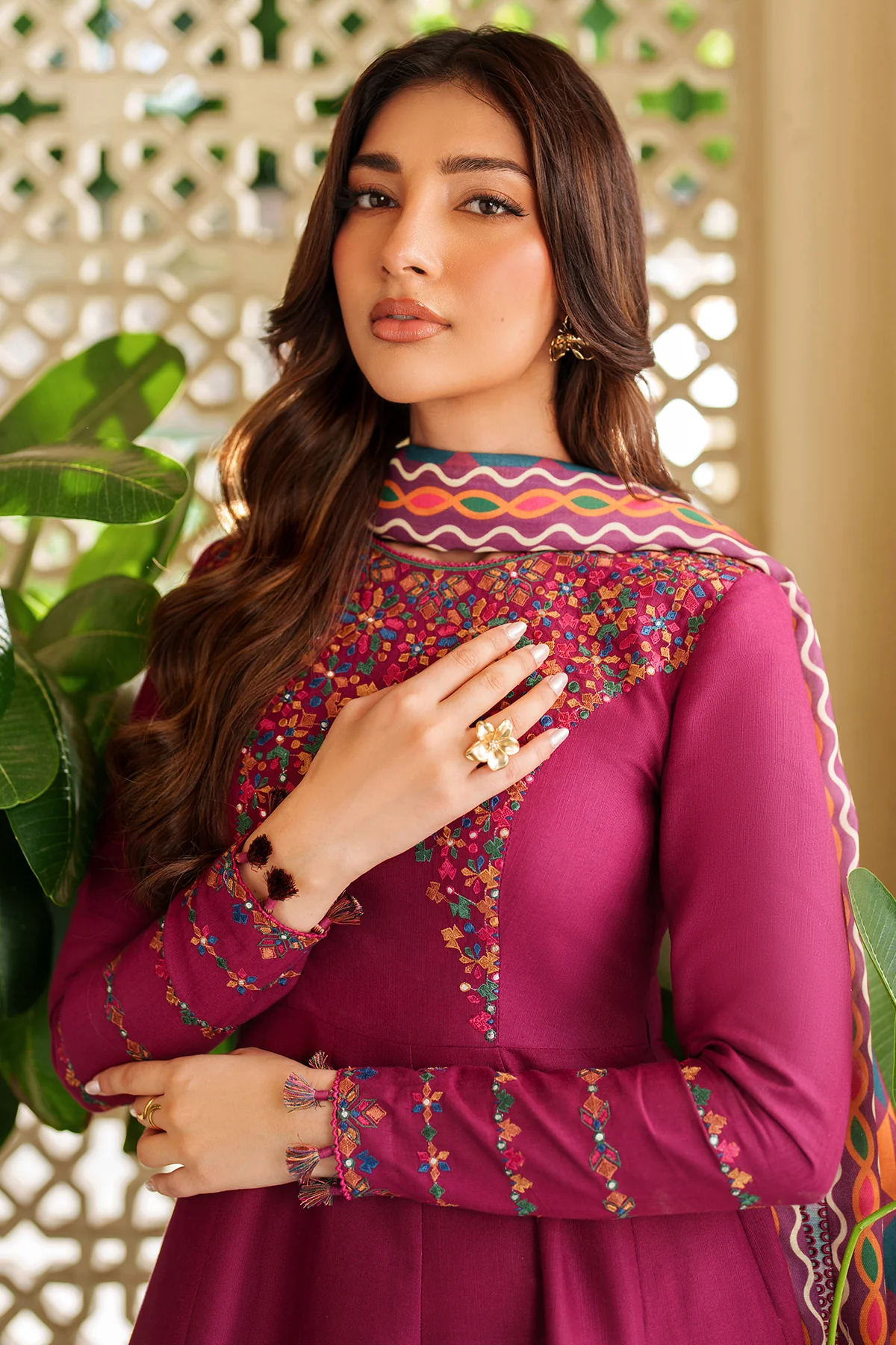 EMBROIDERED KHADDAR RTW-1233 - Image 8