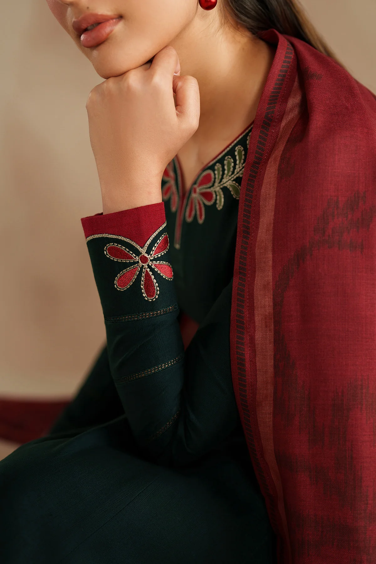 EMBROIDERED KHADDAR RTW-1265 - Image 9