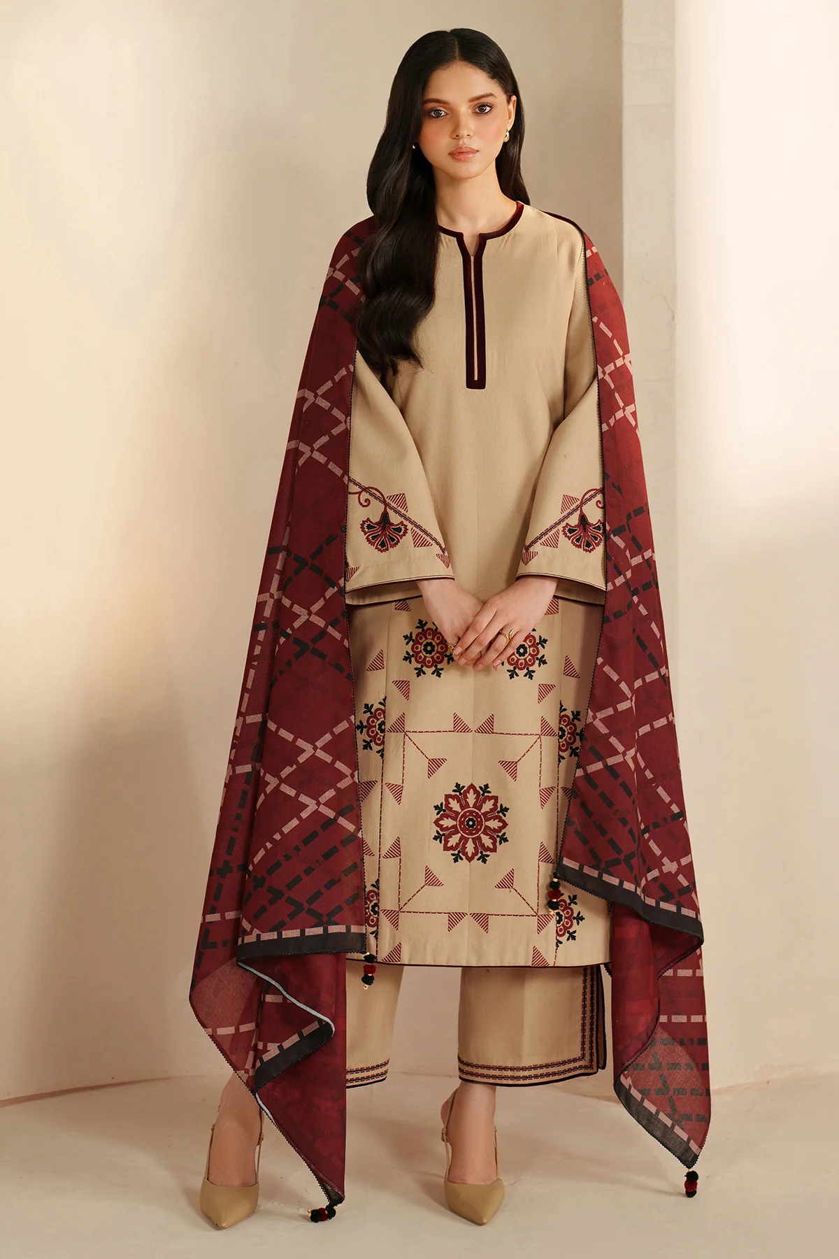 EMBROIDERED KHADDAR RTW-1269 - Image 4