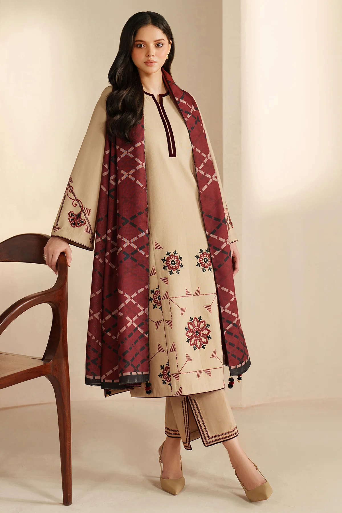 EMBROIDERED KHADDAR RTW-1269 - Image 9