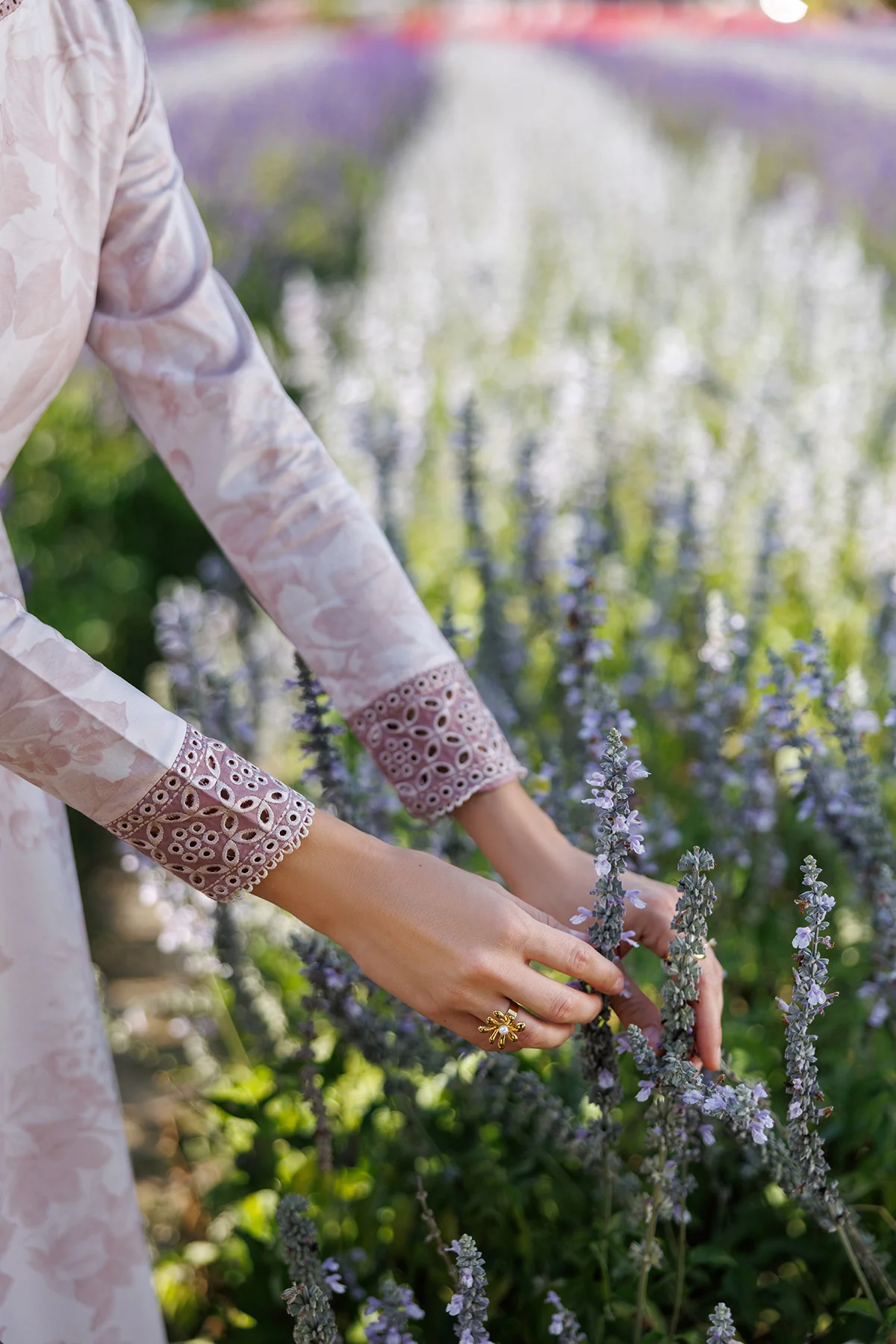 EMBROIDERED LAWN RTW-1283 - Image 9