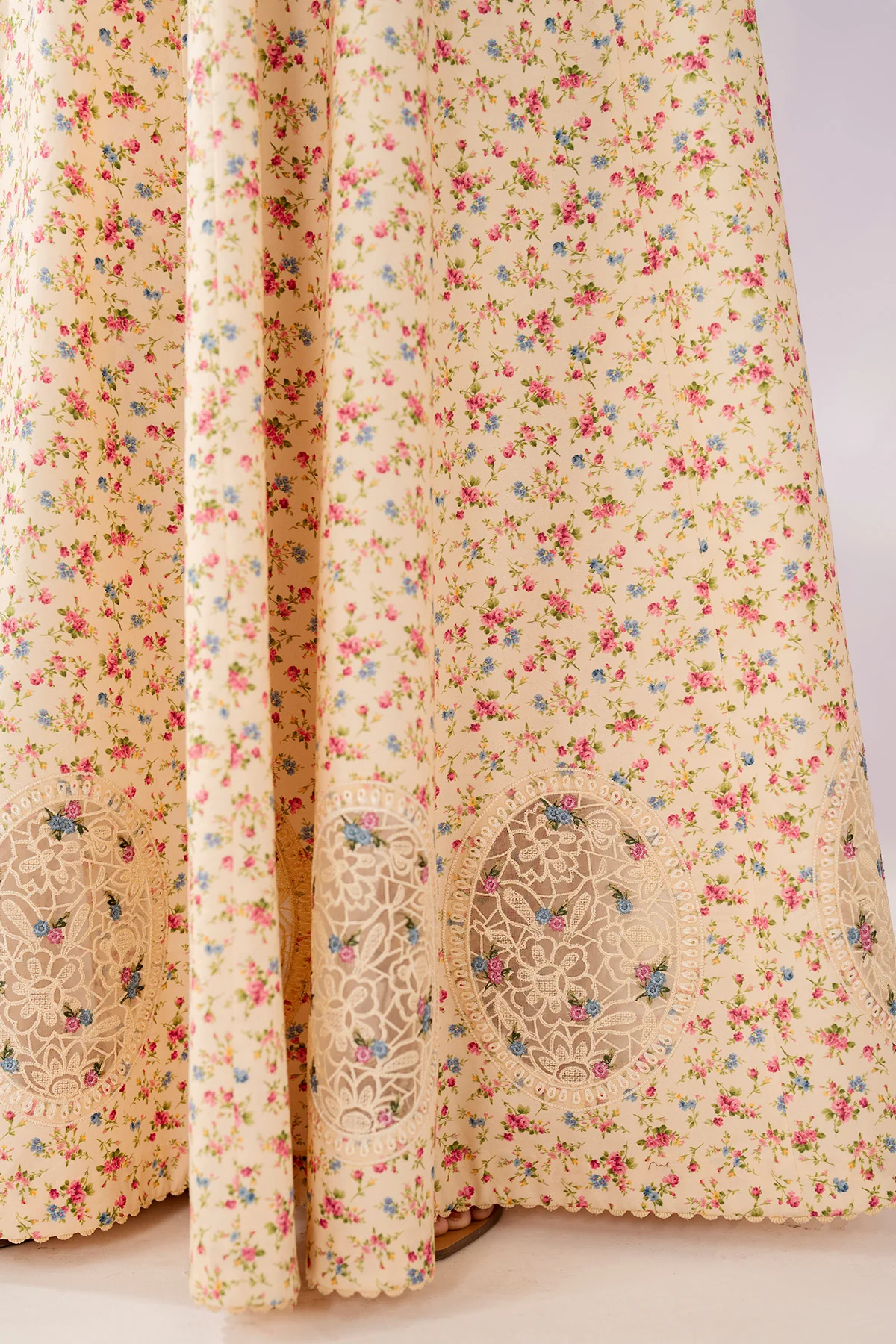 EMBROIDERED LAWN RTW-1296 - Image 5