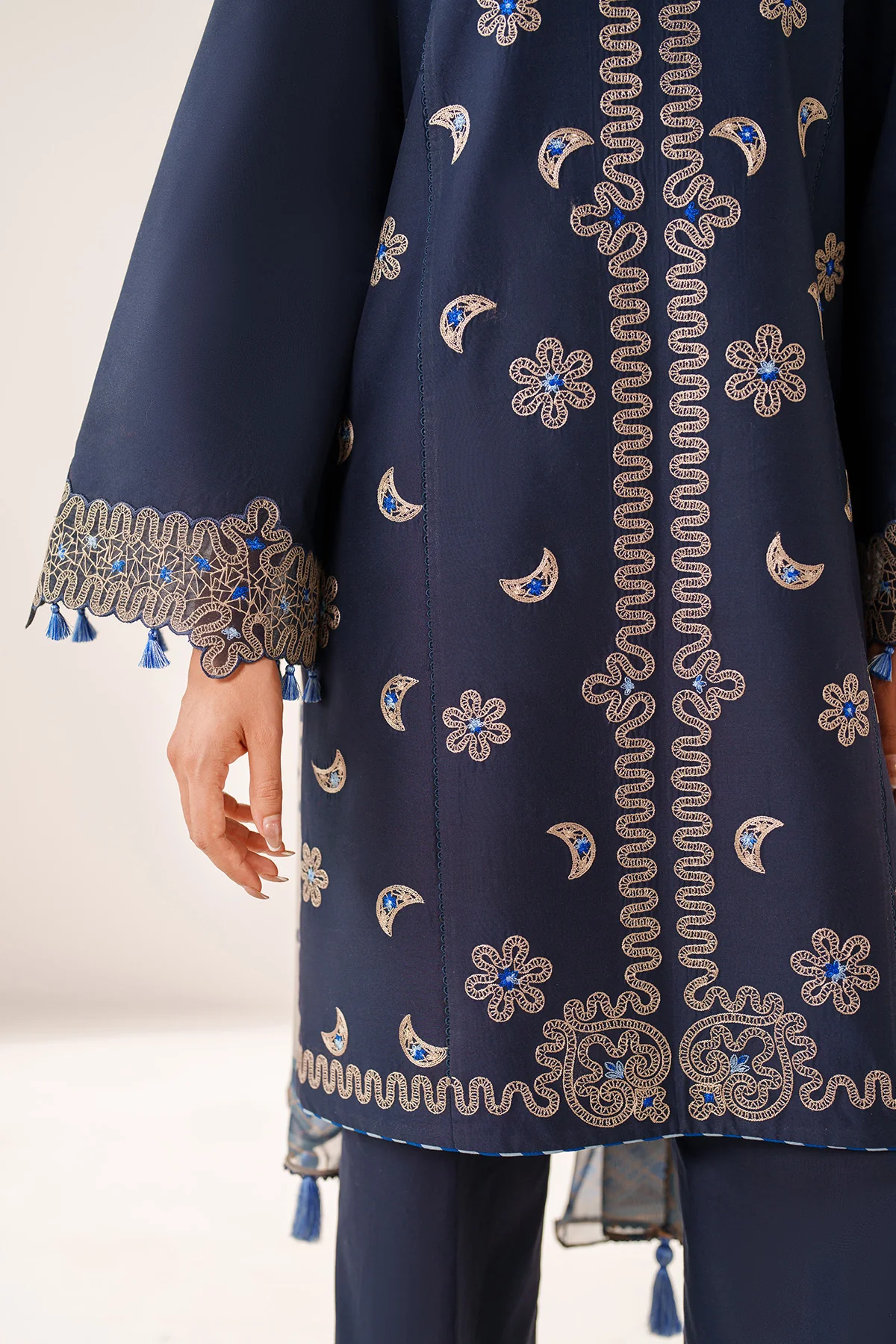 EMBROIDERED LAWN RTW-1298 - Image 6