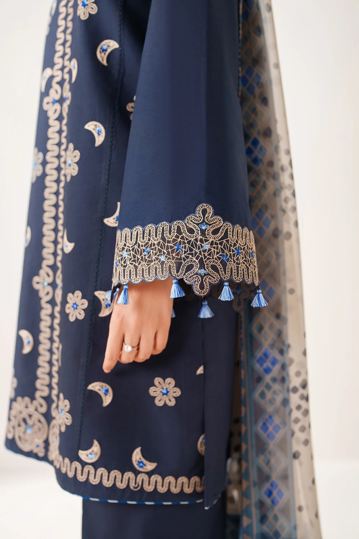 EMBROIDERED LAWN RTW-1298 - Image 7