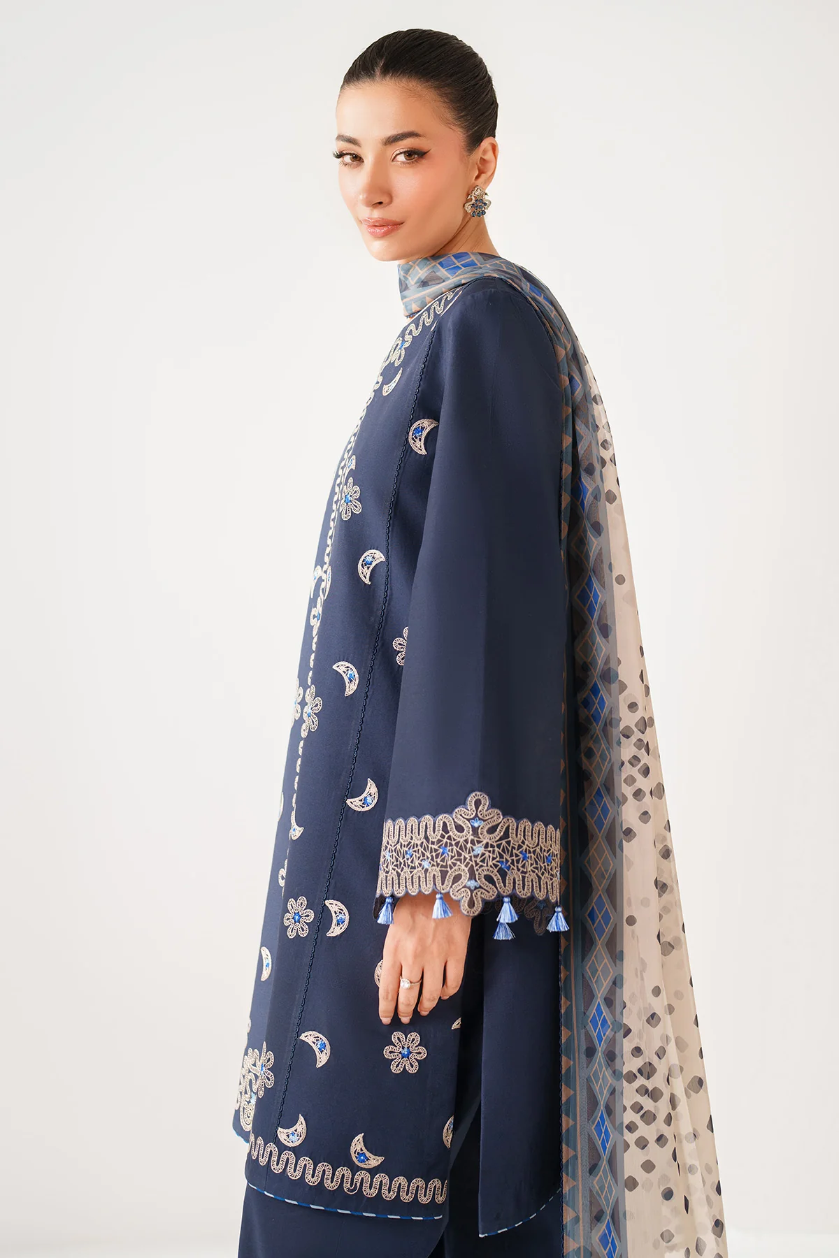 EMBROIDERED LAWN RTW-1298 - Image 9