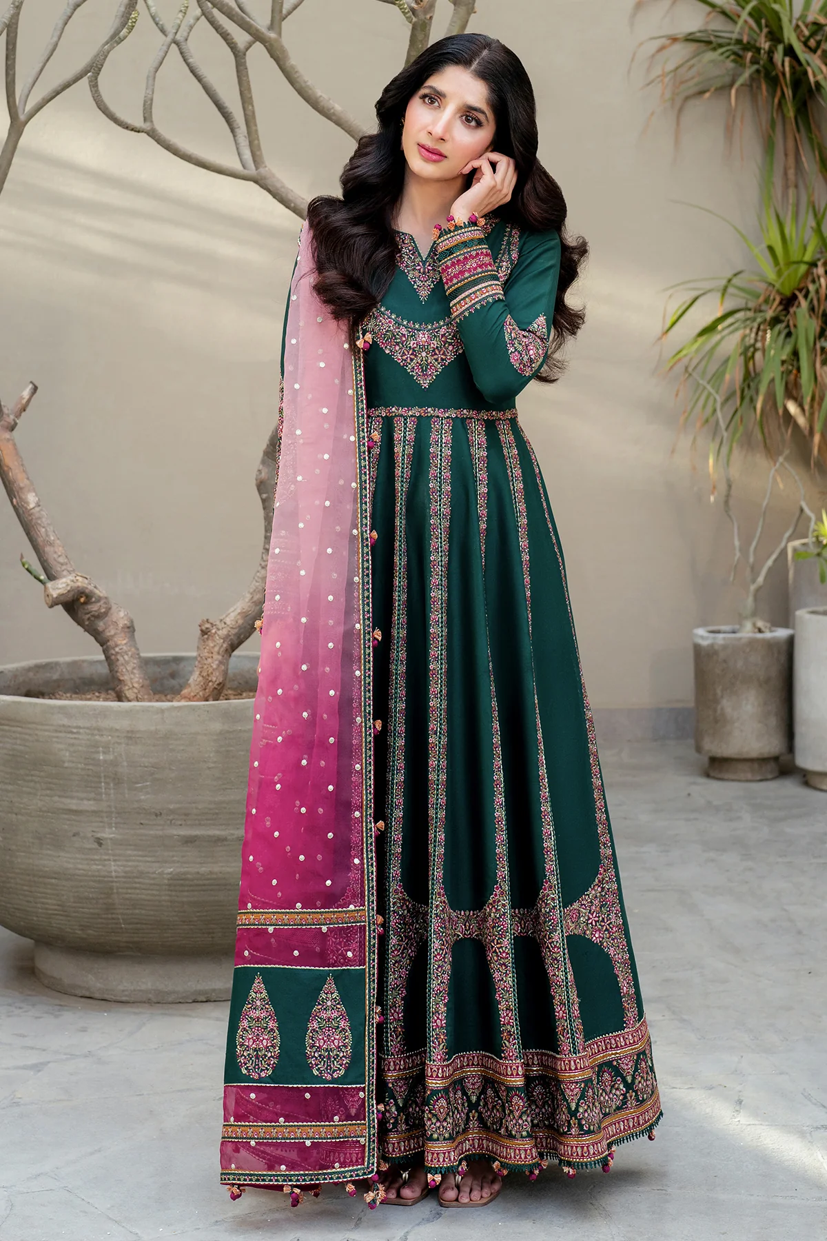 Embroidered Luxury Lawn SL25-D1 - Image 4