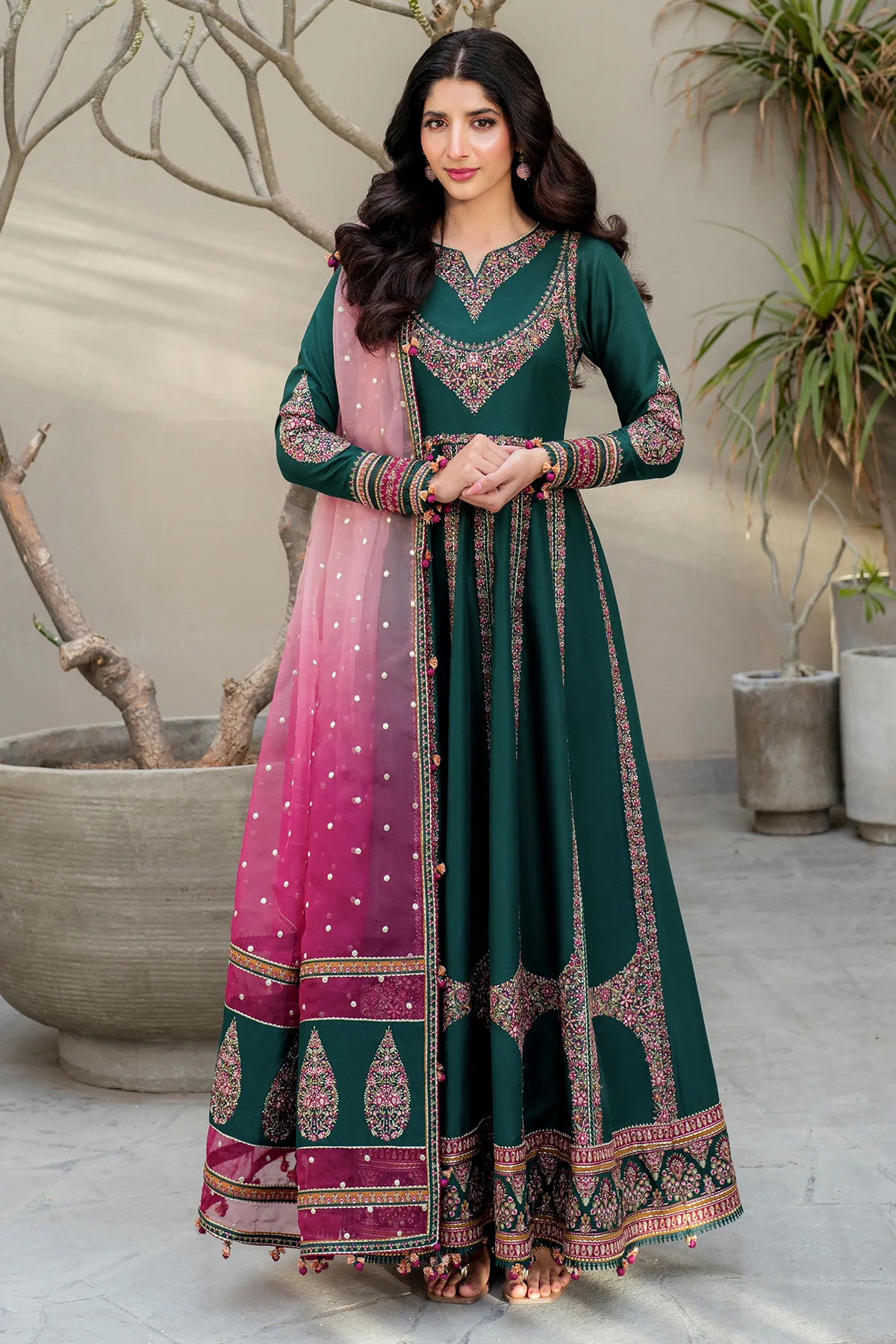 Embroidered Luxury Lawn SL25-D1 - Image 5