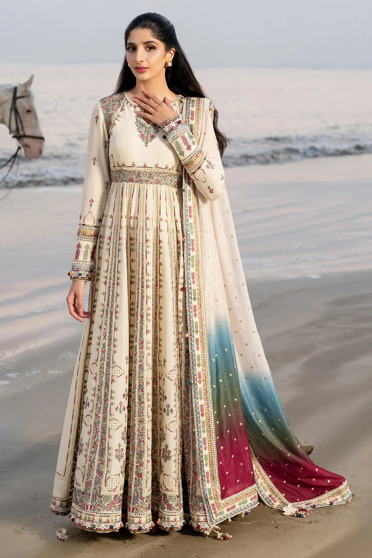Embroidered Luxury Lawn SL25-D9 - Image 6