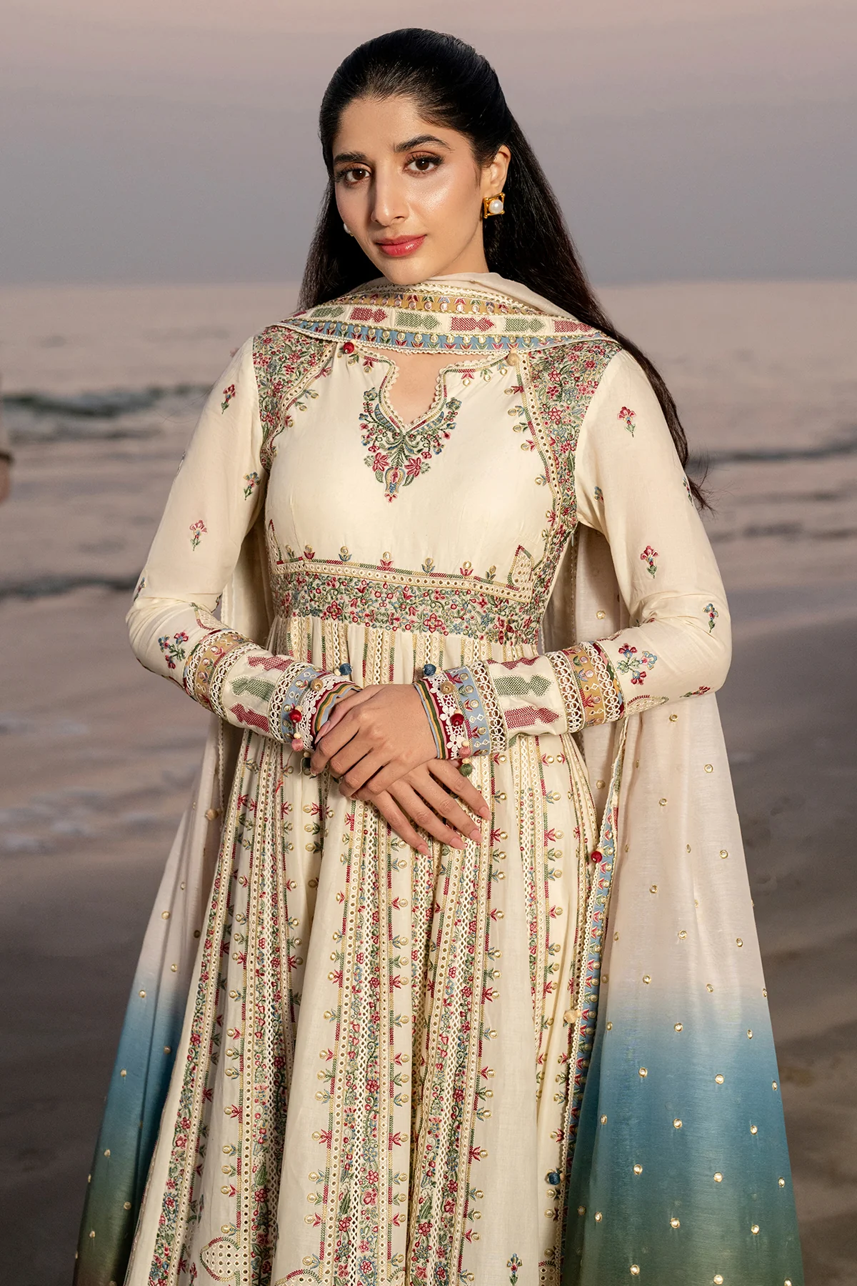 Embroidered Luxury Lawn SL25-D9 - Image 7