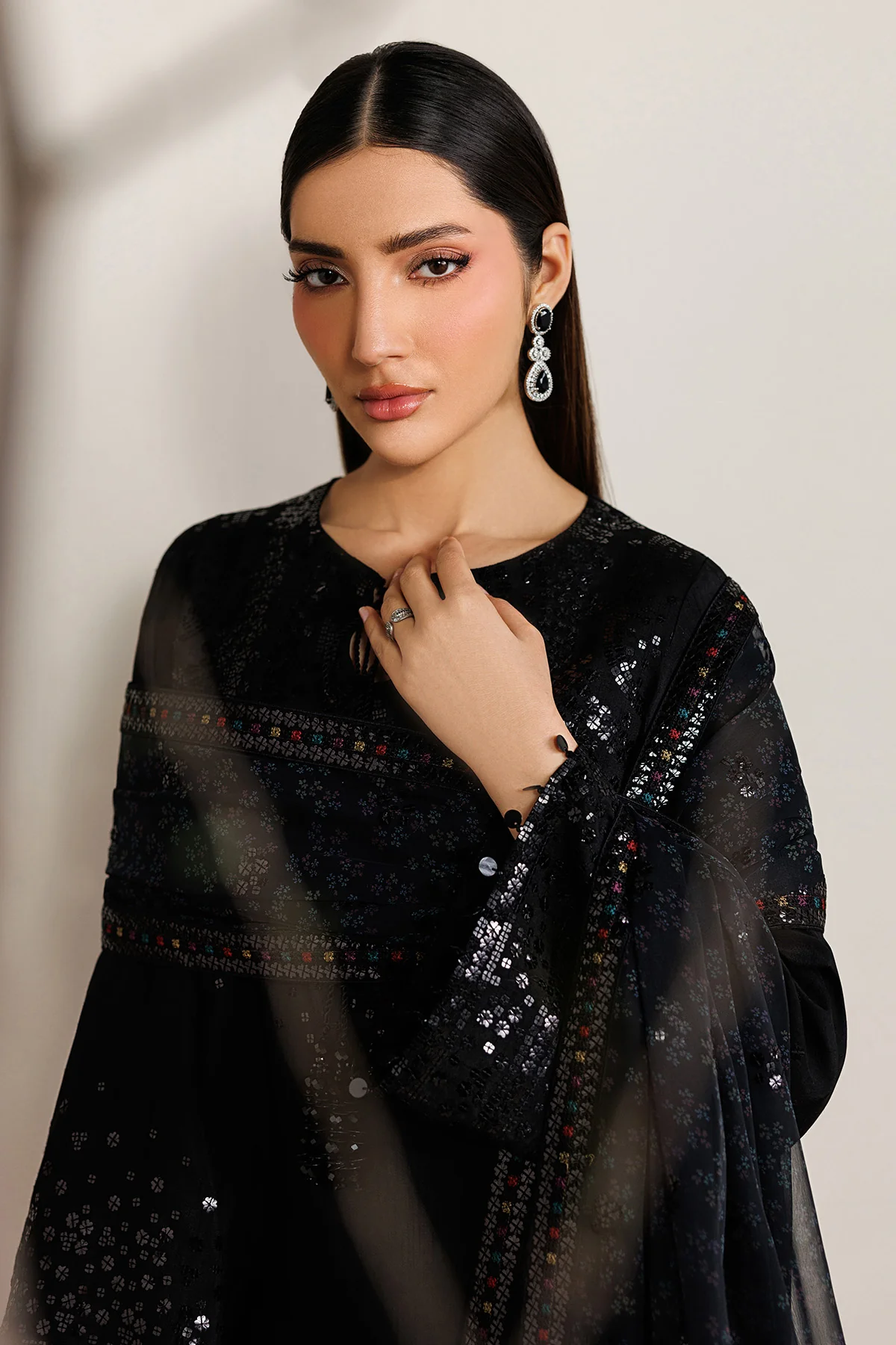 EMBROIDERED RAW SILK UR-7081 - Image 8