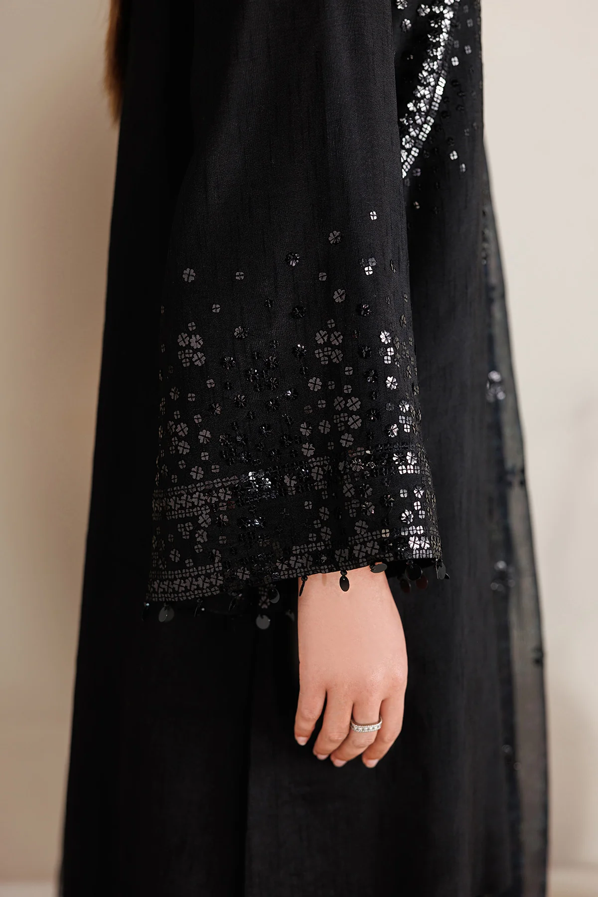 EMBROIDERED RAW SILK UR-7081 - Image 9