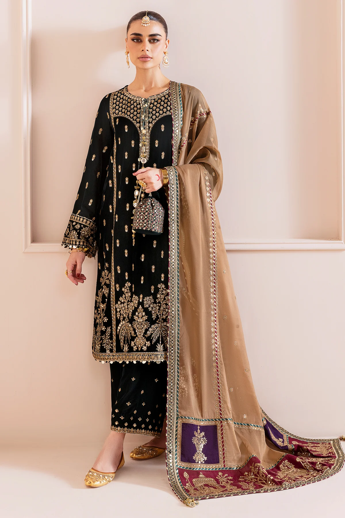 Embroidered Velvet Formal CVF D-01 - Image 4